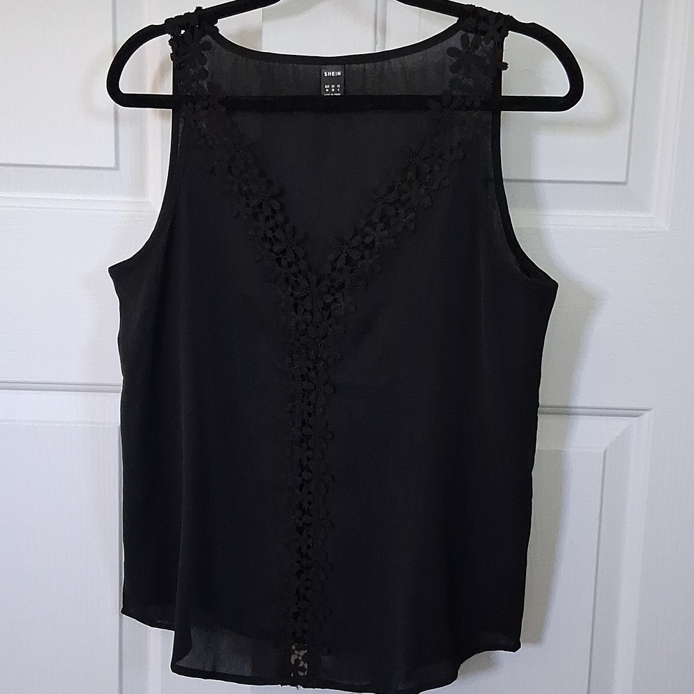 Causal tank top.
